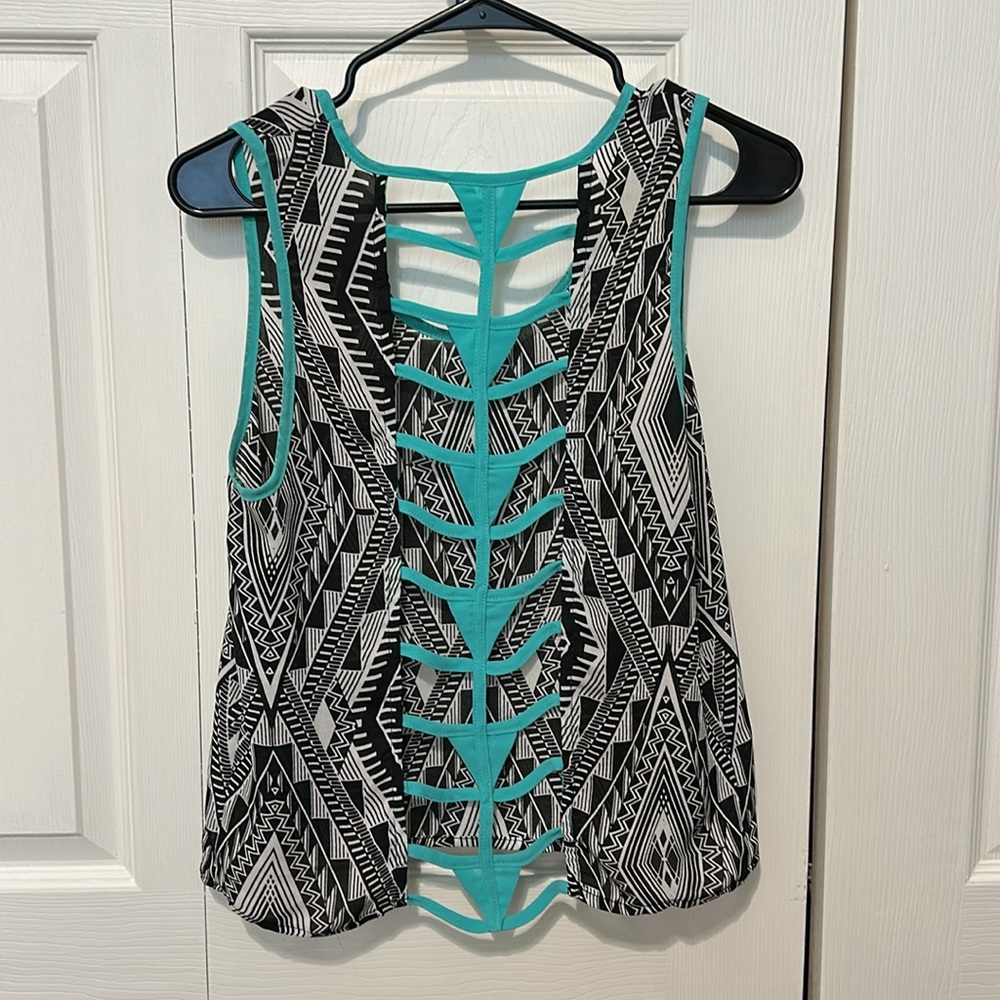 Open-Back Tank - Picture 2 of 2